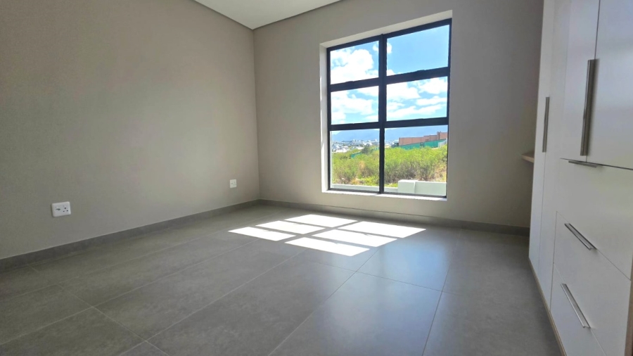3 Bedroom Property for Sale in Kingswood Golf Estate Western Cape